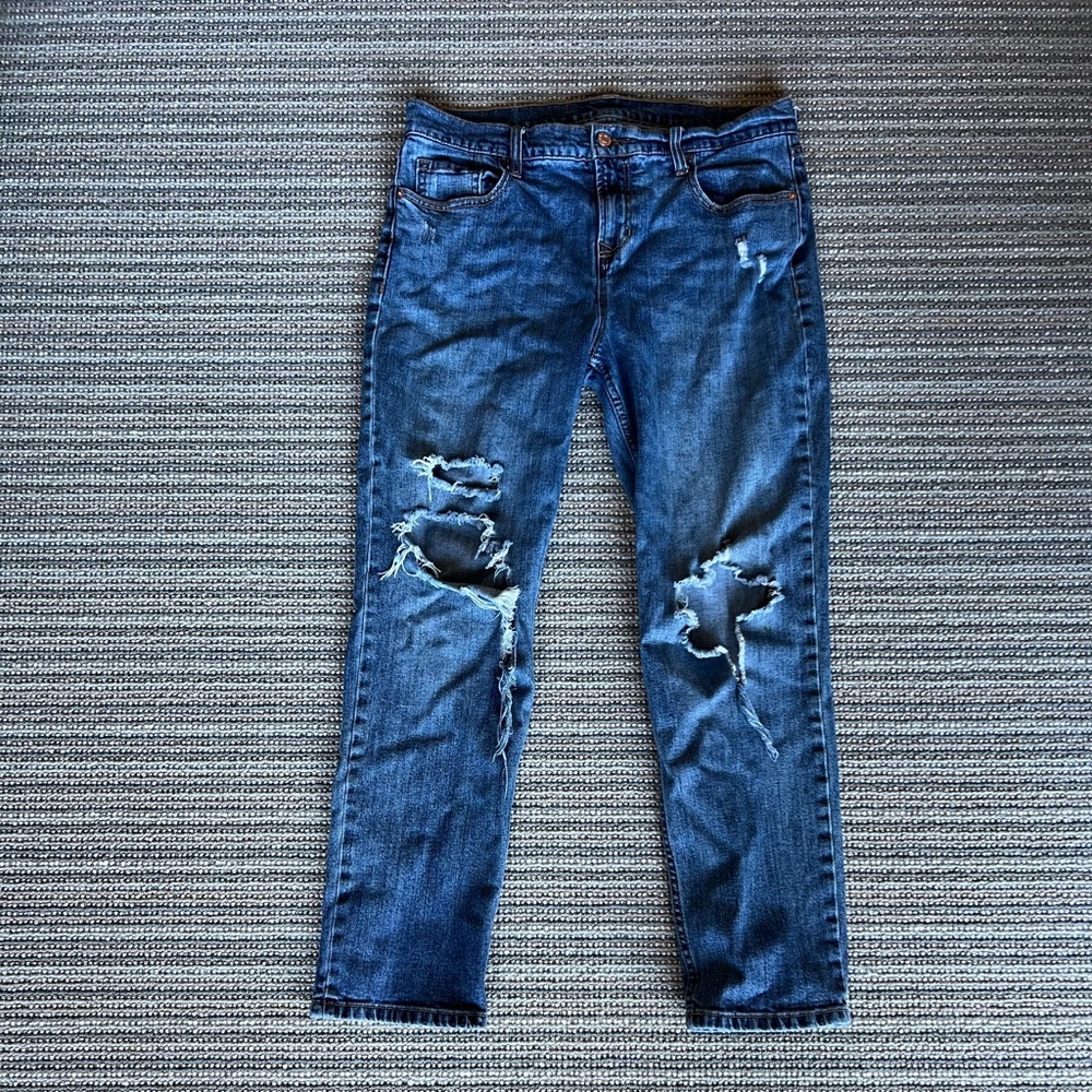 Women's Distressed Blue Jeans